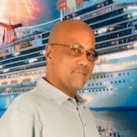 Photo of Luis Nieves